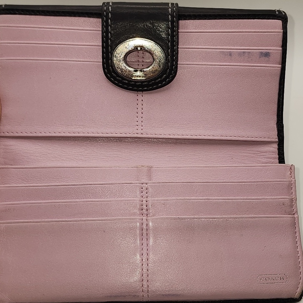 Elegant Coach Black/lavender Leather Women's Bag - Picture 8 of 13